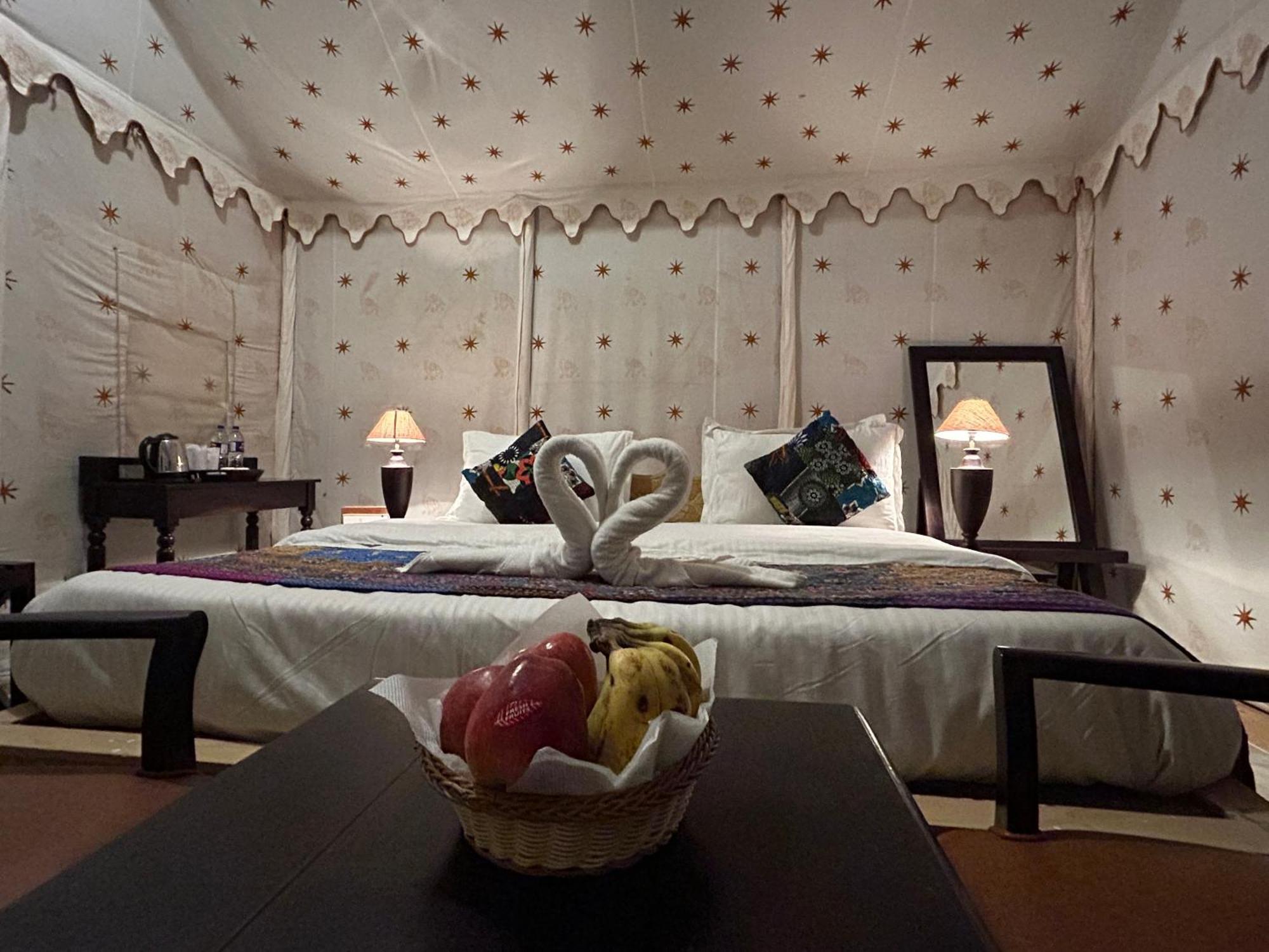 Sunny Desert Camp Kūri Екстериор снимка