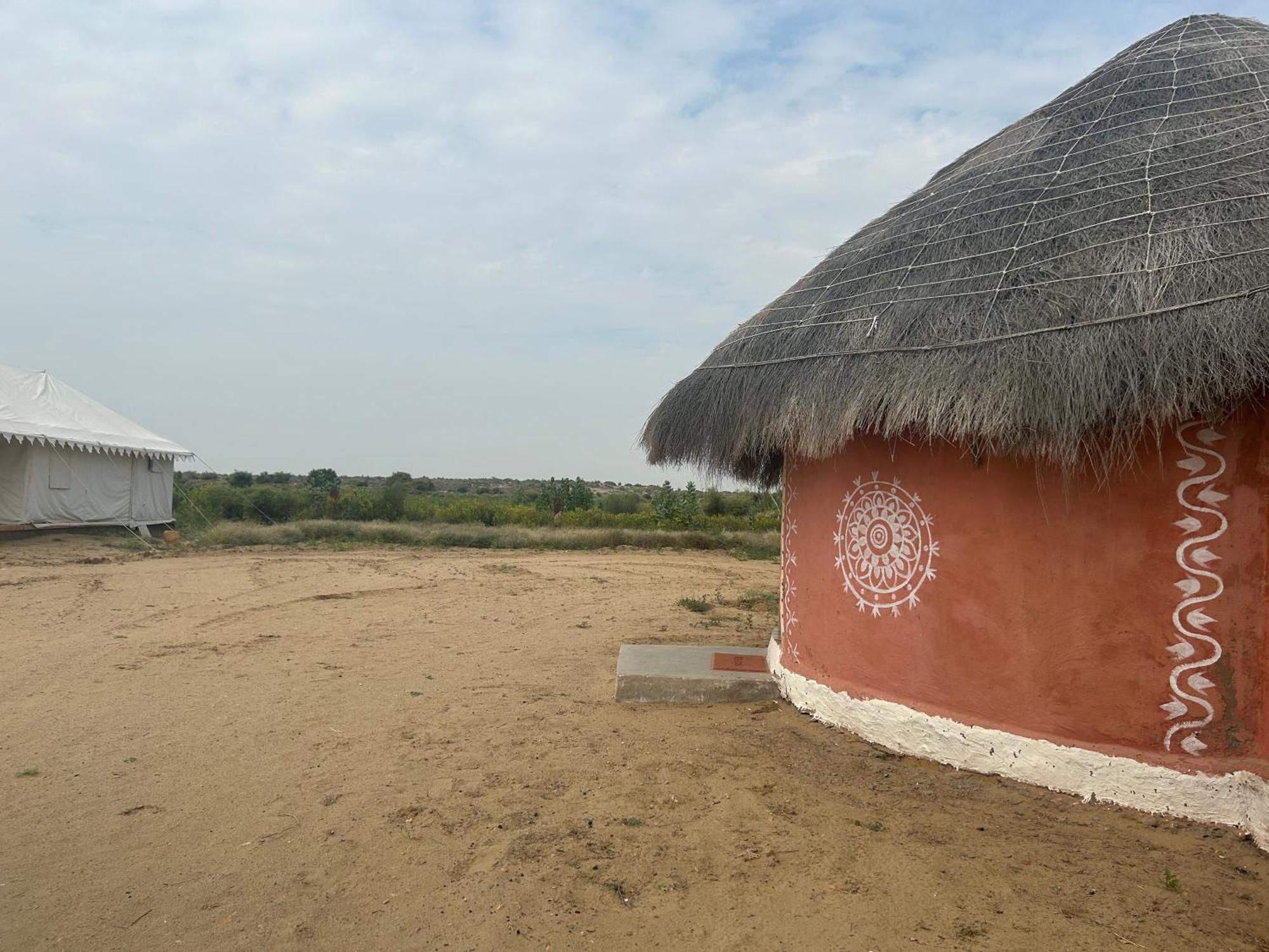 Sunny Desert Camp Kūri Екстериор снимка