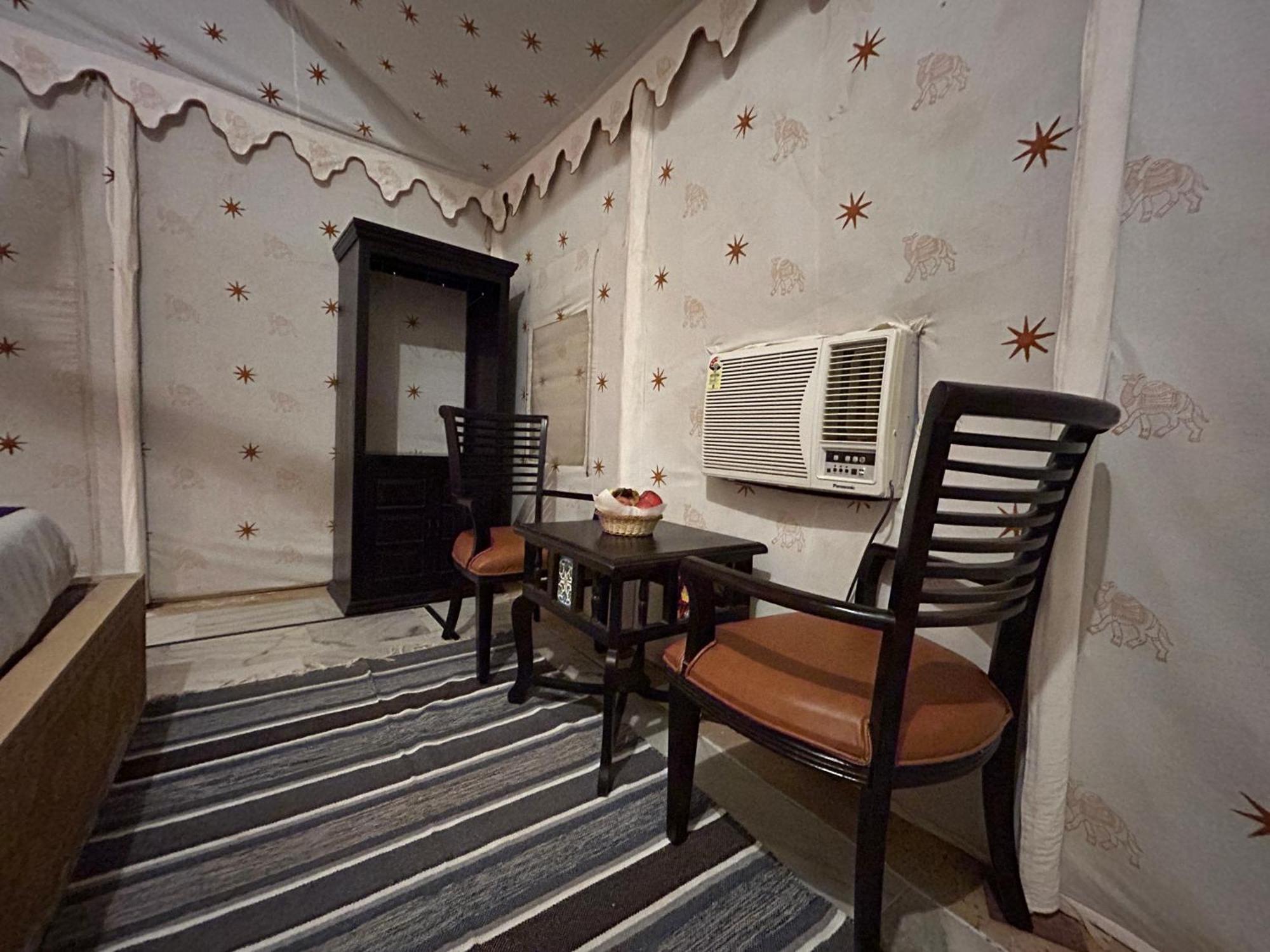Sunny Desert Camp Kūri Екстериор снимка