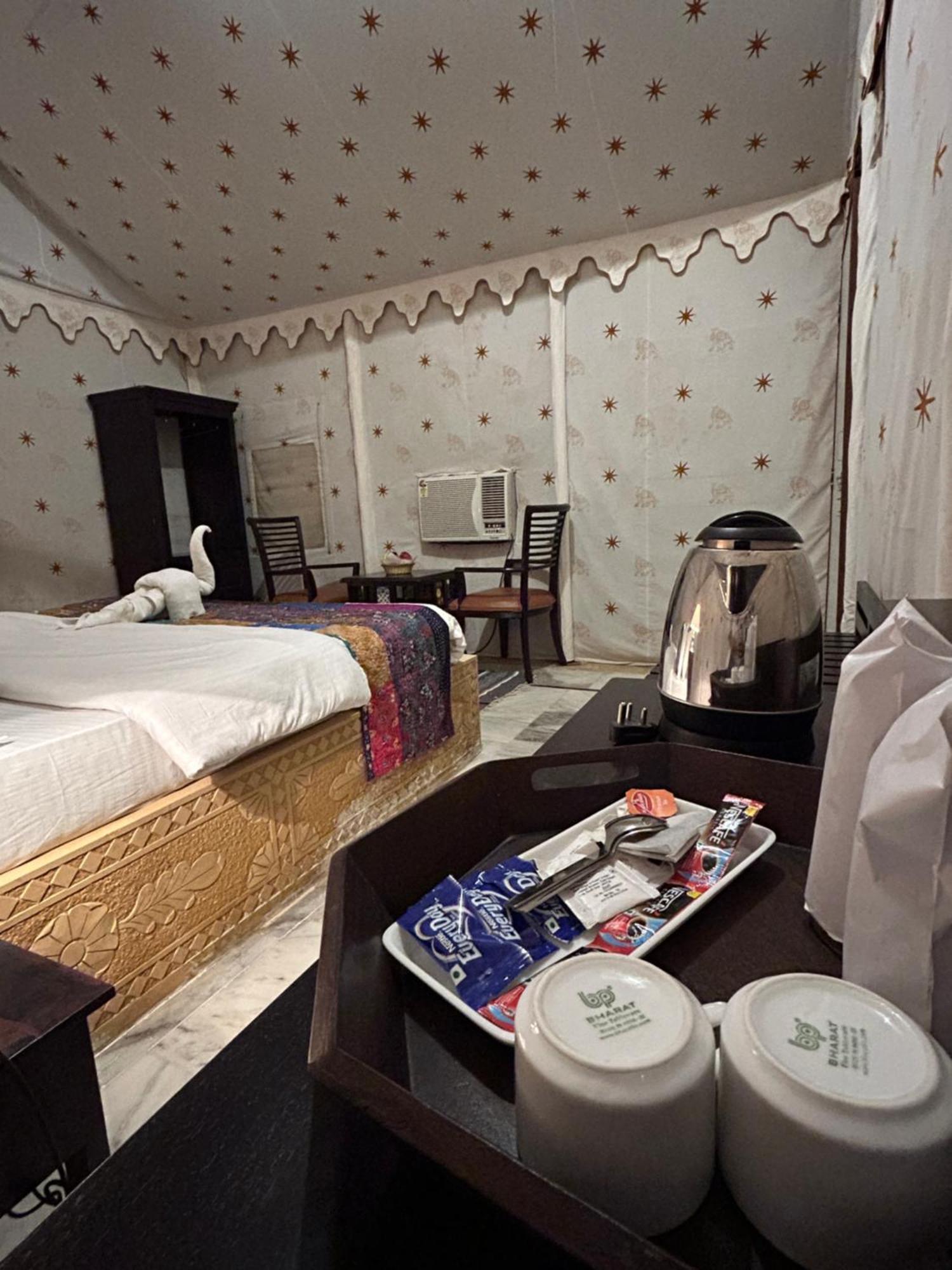 Sunny Desert Camp Kūri Екстериор снимка