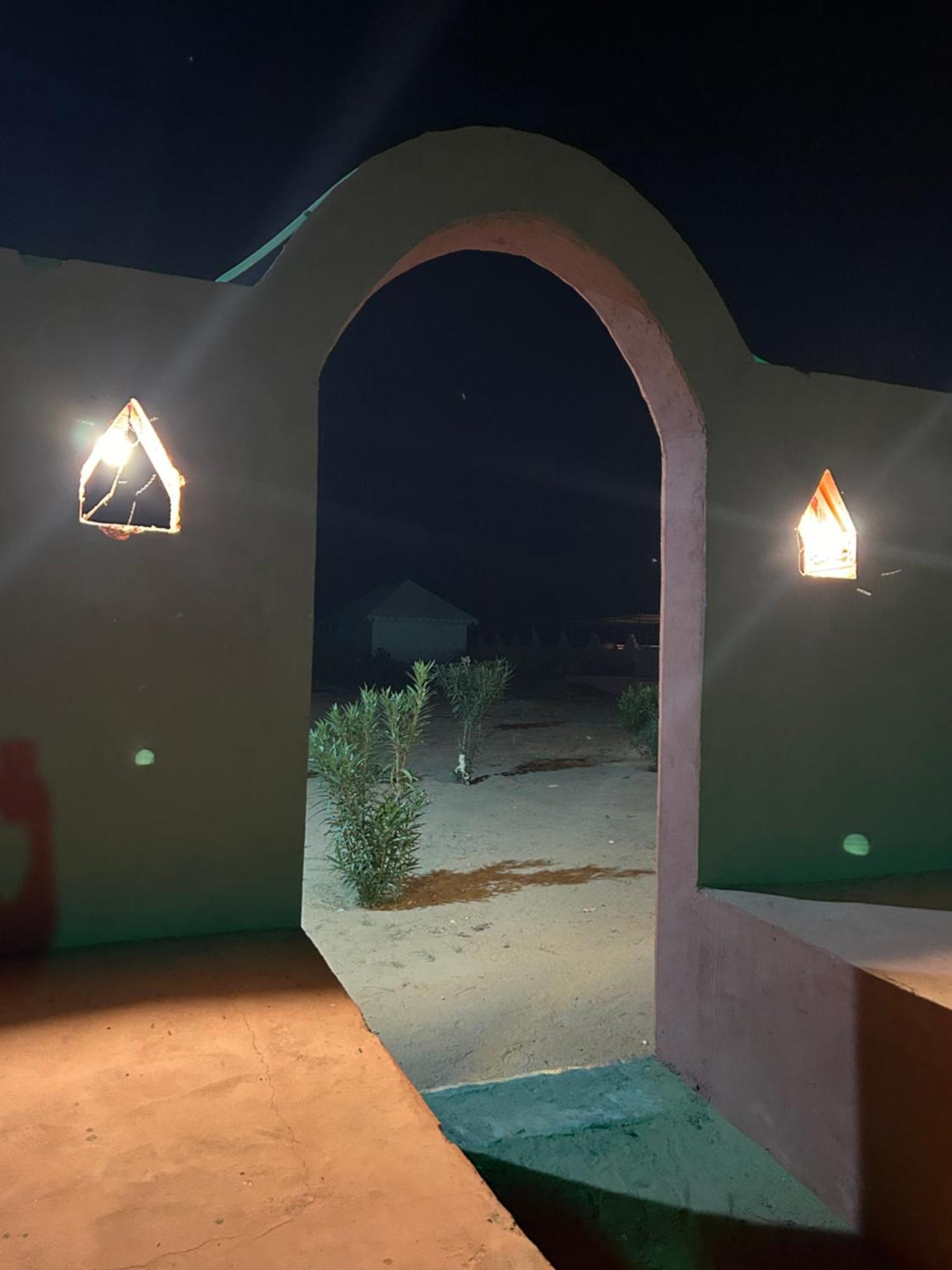 Sunny Desert Camp Kūri Екстериор снимка
