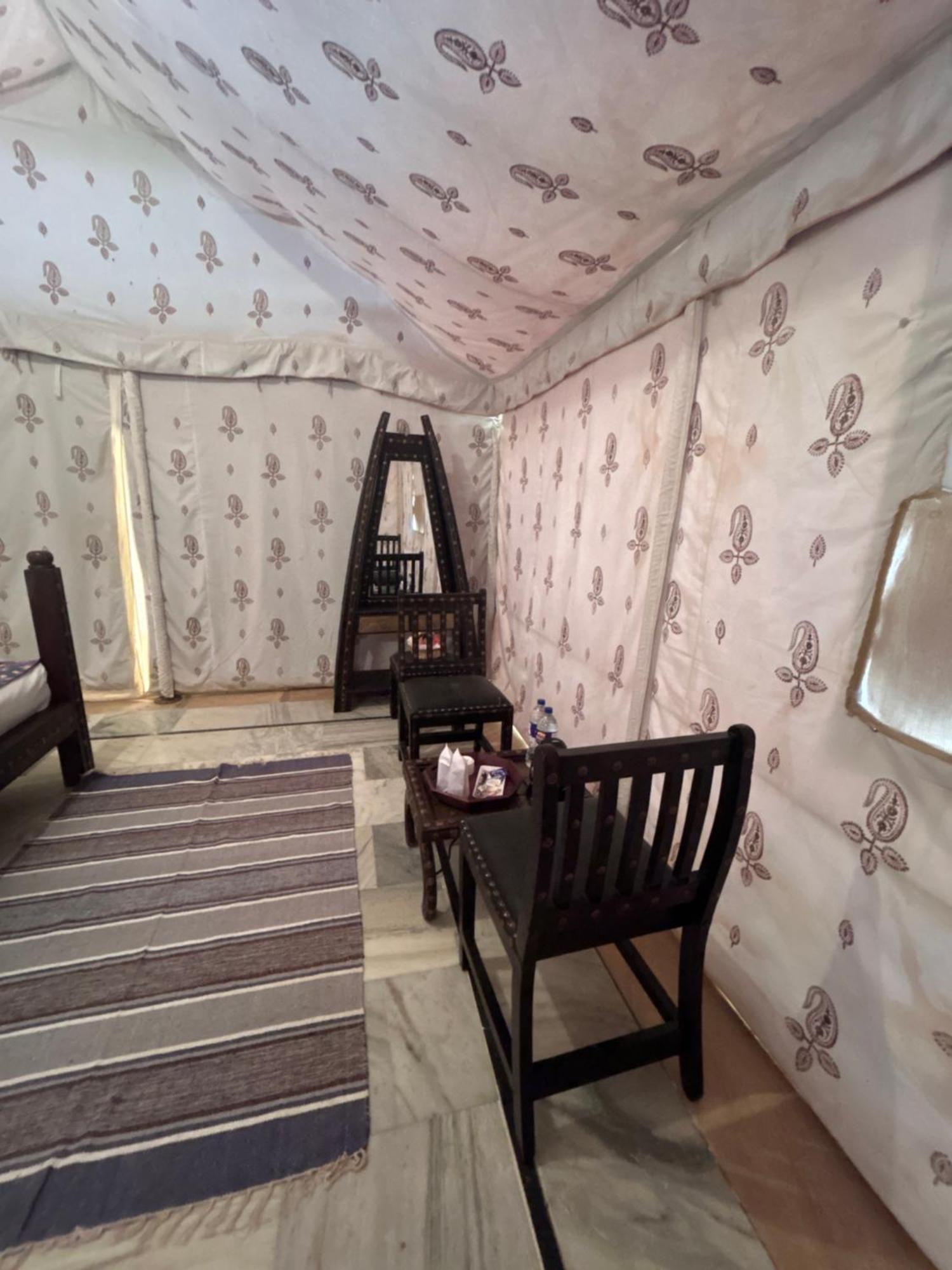 Sunny Desert Camp Kūri Екстериор снимка